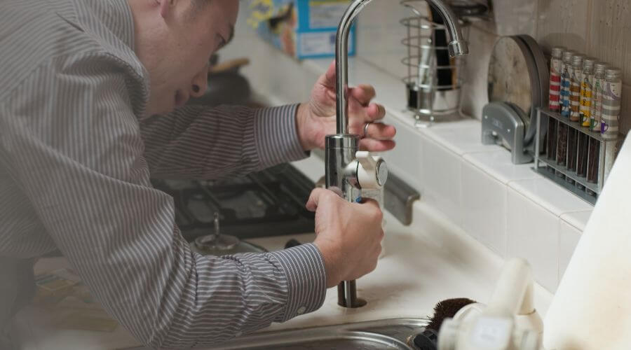 Professional water heater repair in Walnut Hill, IL